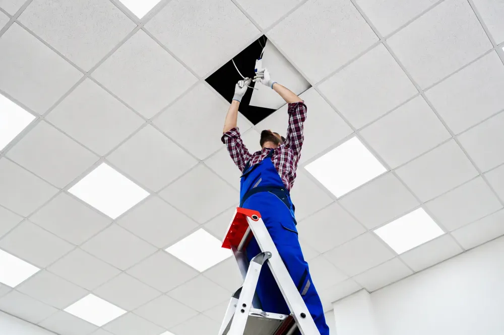 CLOISON-PLAFOND